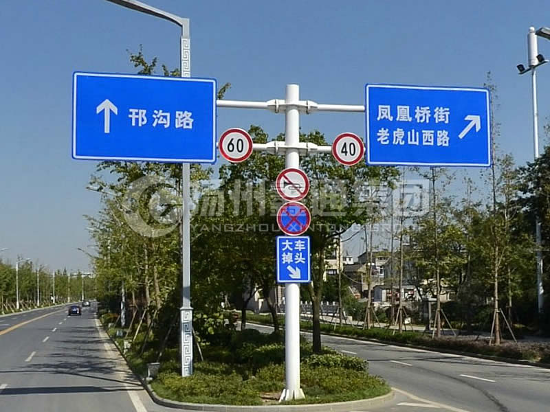 BZG-010，交通標(biāo)志桿，F(xiàn)型雙懸臂標(biāo)志桿