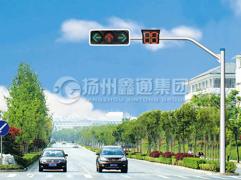 XHDG-008，八棱彎臂信號燈桿