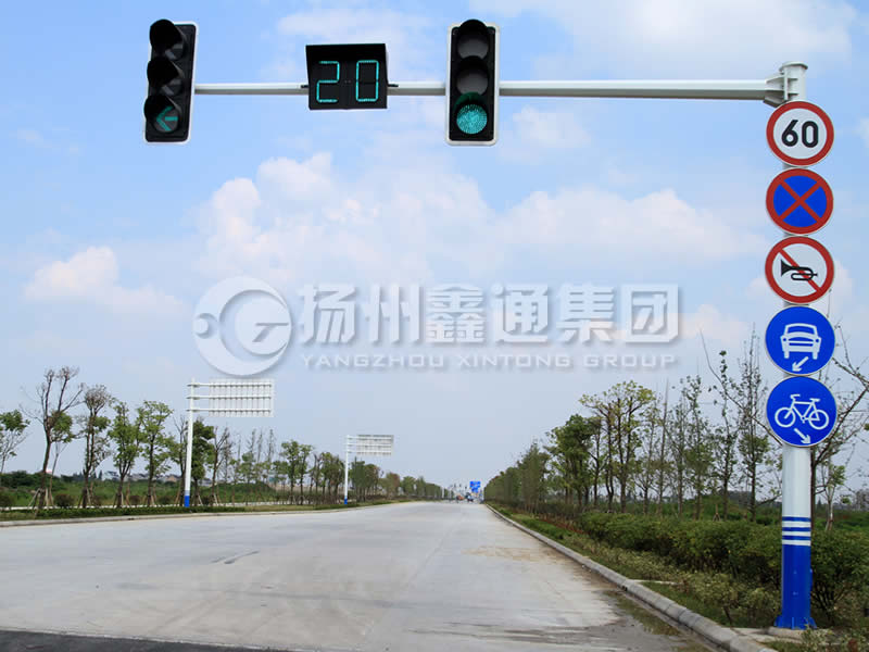 XHDG-036，八棱錐形信號燈桿