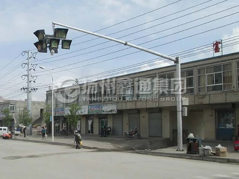 XHDG-066，吊籠式信號燈桿